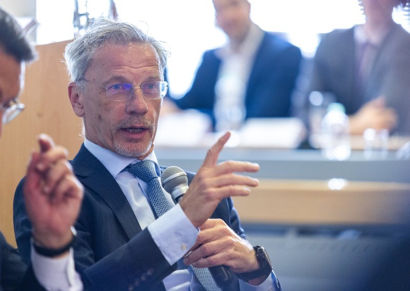 Vujčić odlazi u Europu, Sabor sutra bira novog guvernera HNB-a