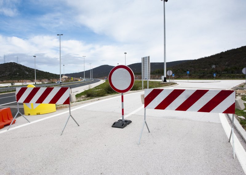 Novi detalji tragedije na A1: Svjedoci otkrili kako se ponašala žena prije pogibije