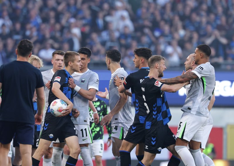 Kultni klub u ludoj utakmici ispao iz Bundeslige nakon gotovo 30 godina