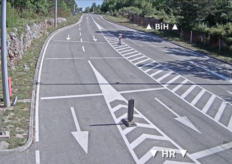 Potpuno obustavljen promet na graničnom prijelazu prema BiH