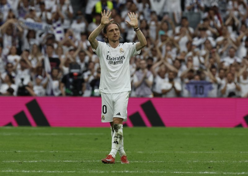 Madridski Real s crvenim tepihom čeka Luku Modrića