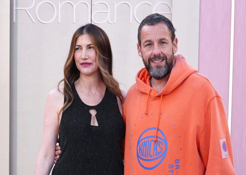 Adam Sandler 'osramotio' suprugu: Na glamuroznu premijeru stigao u trenirci, komentari su brutalni