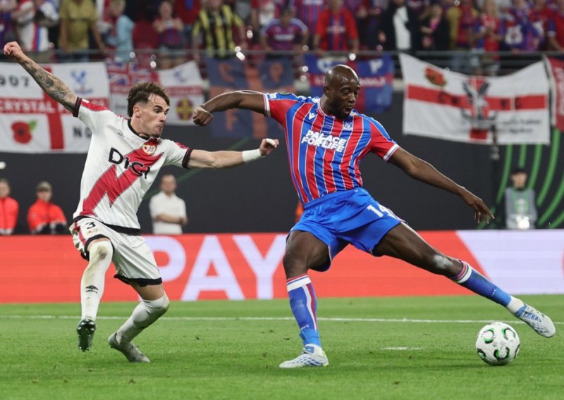 Crystal Palace osvojio Konferencijsku ligu, a Borna Sosa je ispisao povijest hrvatskog nogometa