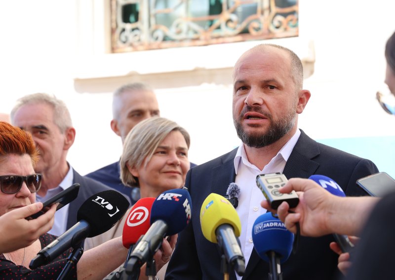 SDP i Možemo: Vladine antiinflacijske mjere zakašnjele, služe spašavanju proračuna
