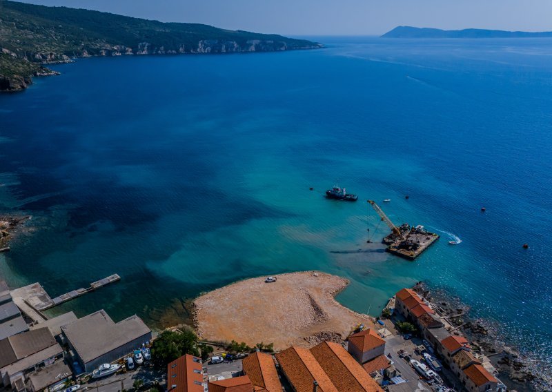 Komiža je domaćin svjetskog natjecanja u podvodnoj fotografiji