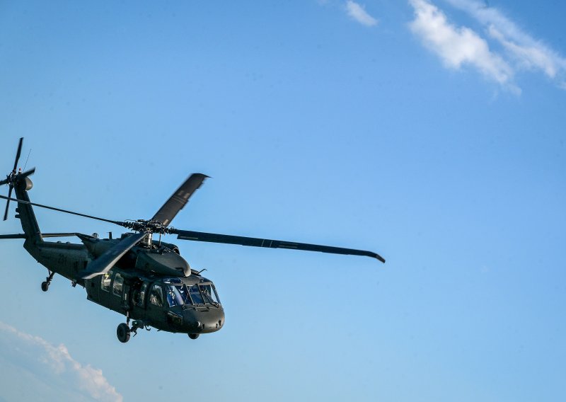 Helikopteri u akciji kod Visa i Korčule: Dvije pacijentice hitno prevezene u bolnicu