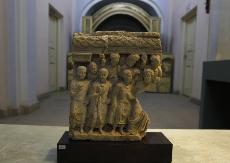 Nijemci vratili Afganistanu 2000 godina staru skulpturu