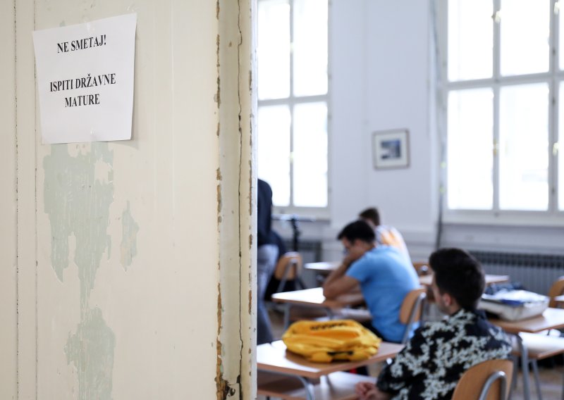 Počinje državna matura, evo koji su predmeti najpopularniji među maturantima