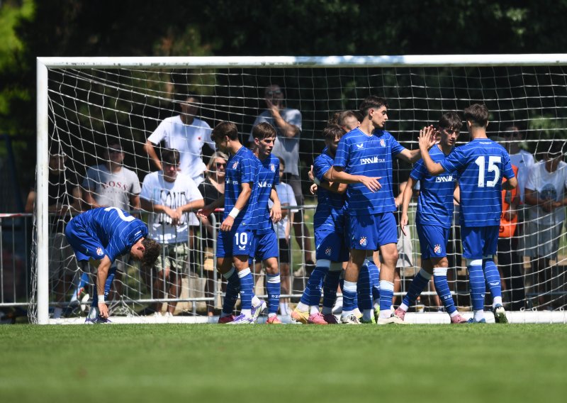 Juniori Dinama s igračem manje svladali Hajduk za potvrdu naslova prvaka