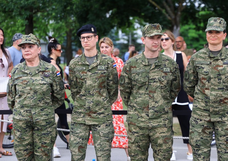 FOTO Ovo su heroji koji su spasili život dječaku koji se umalo ugušio na Jarunu