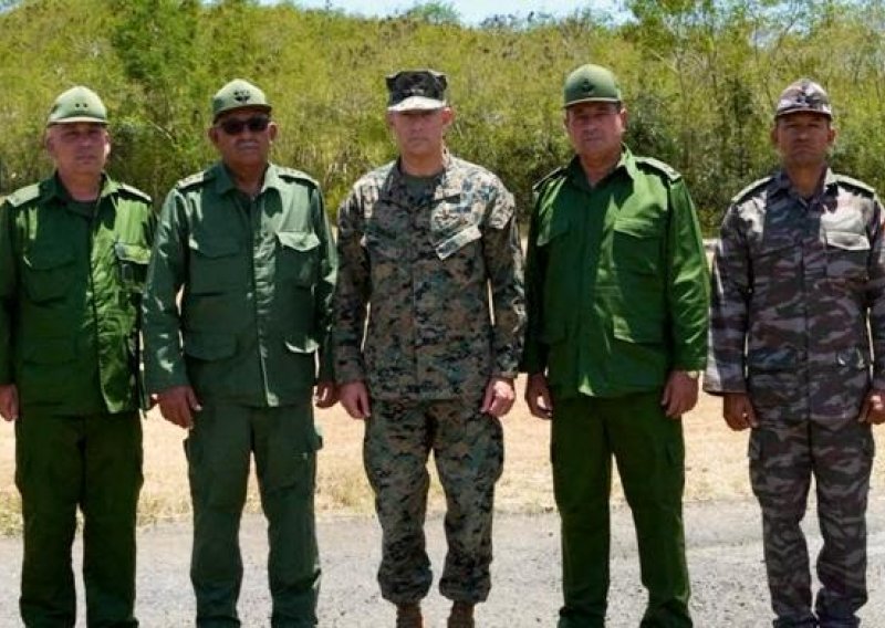 SAD i Kuba na rubu nove krize? Generali održali tajanstveni sastanak u Guantanamu