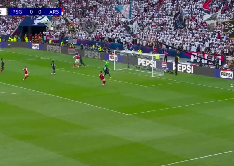 Arsenal šokirao PSG u finalu Lige prvaka: Pogledajte golčinu