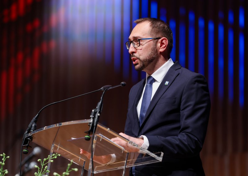 Dirljiv govor Tomislava Tomaševića: 'Unatoč nekim predrasudama o nama...'
