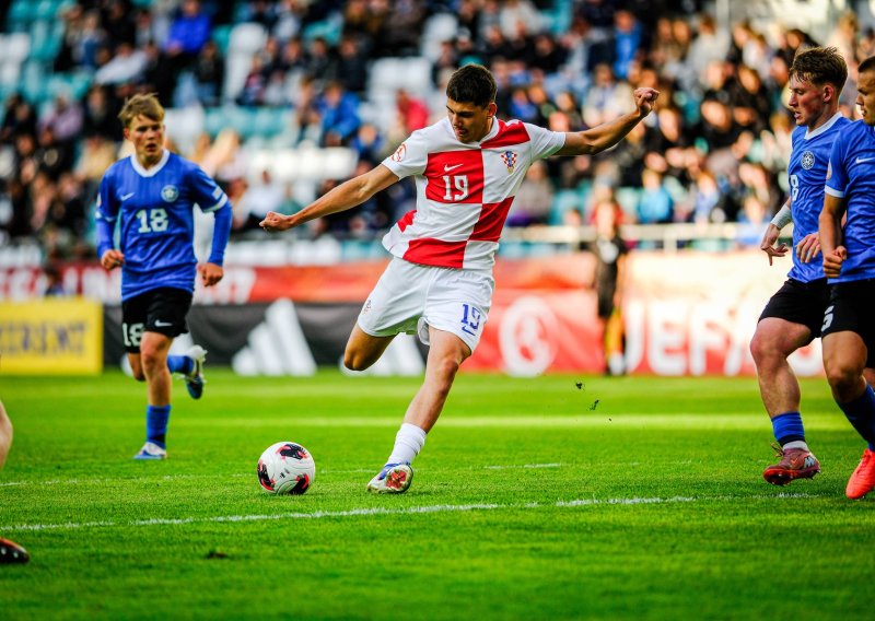 Početak iz snova! Pogledajte kako su 'mali Vatreni' rano poveli u ključnom susretu sa Španjolskom