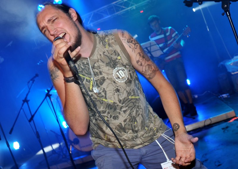 Tko je novi frontmen Opće opasnosti? S bendom je već snimio veliki hit