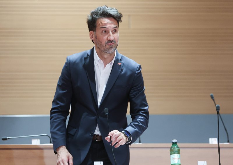 Miletić: Inflaciju je proizveo Andrej Plenković