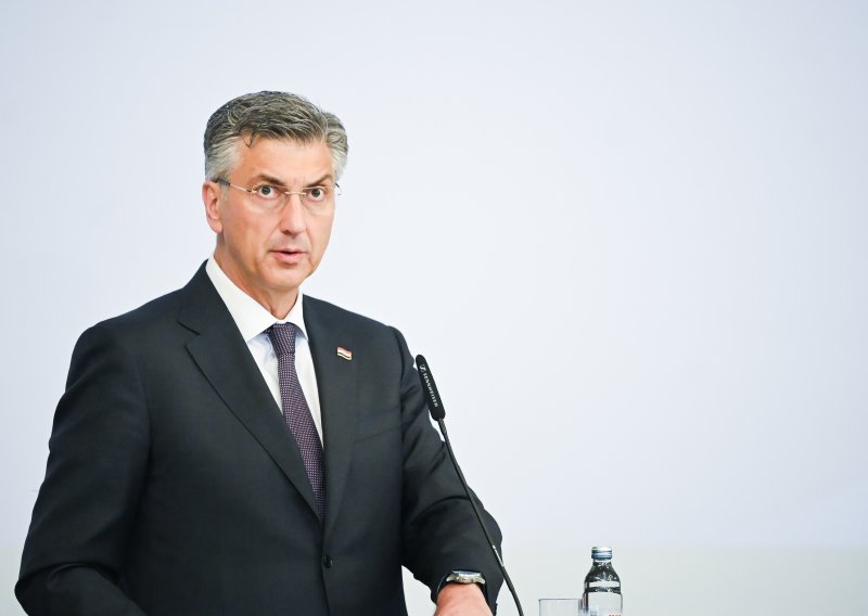 Plenković o cijenama naftnih derivata: 'Vlada će reagirati koliko dugo bude trebalo'