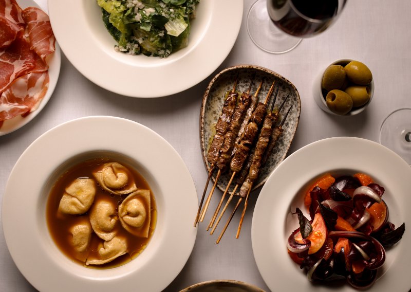Ovo je talijanski restoran koji tjera na promjene planova