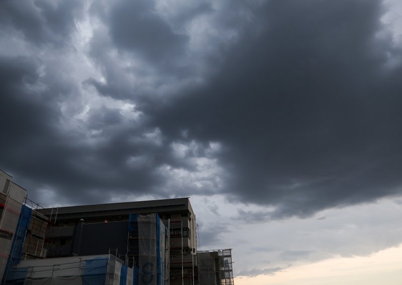 Zastrašujuća superćelija, tuča veličine lješnjaka... Što nas čeka sutra?
