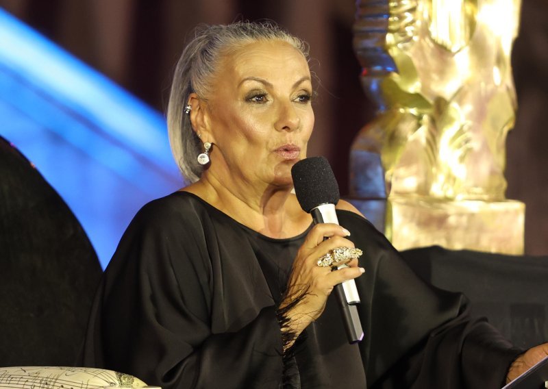 Saša Ceci razbio teoriju zavjere Mirne Berend o trovanju s neba i objasnio joj fiziku