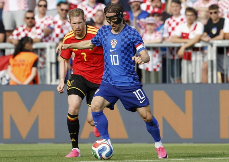 Šok na Rujevici! Belgija od 38. minute vodi golom Tielemansa. Modrić sjajno zaprijetio Courtoisu