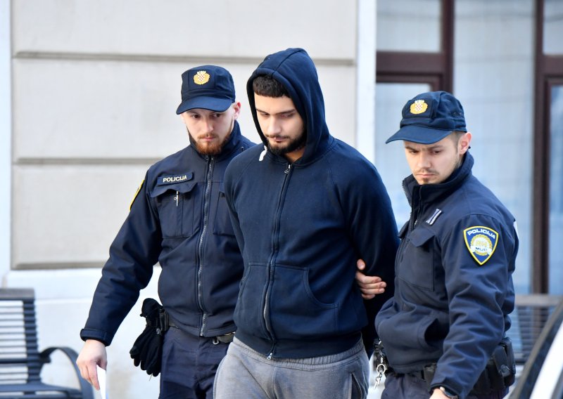 Detalji optužnice za stravičan zločin: Izbo partnericu više puta, umrla je na stubištu zgrade tražeći spas