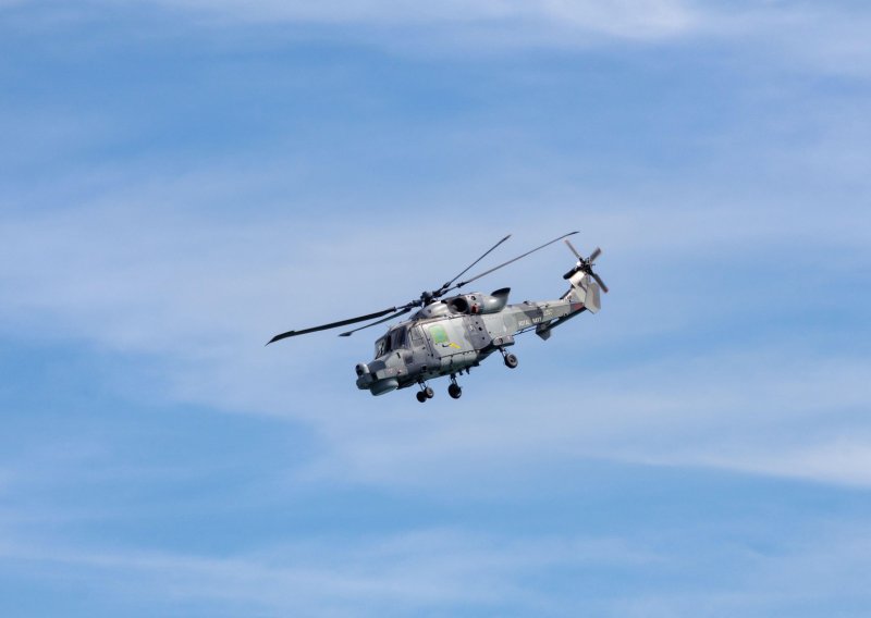 Srušio se helikopter britanske ratne mornarice