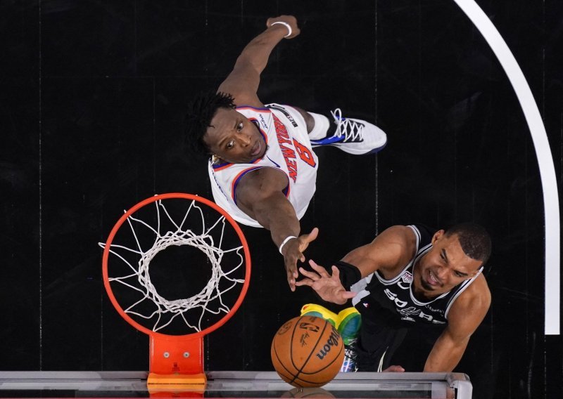 Gdje su nestali prijenosi uživo? Bezos 'ukrao' NBA finale te izazvao bijes među navijačima