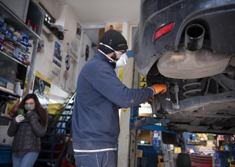 Stručnjak otkrio koje rabljene automobile nikada ne bi kupio: 'Radije bih išao biciklom'