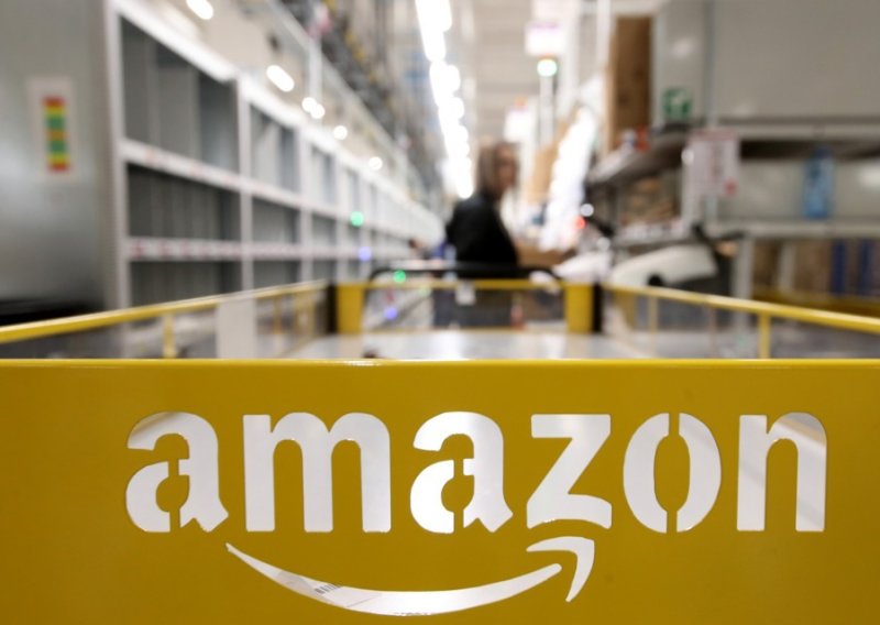 Skladišta budućnosti u Europi: Amazon ulaže 10 milijardi eura u robotiku i obuku radnika