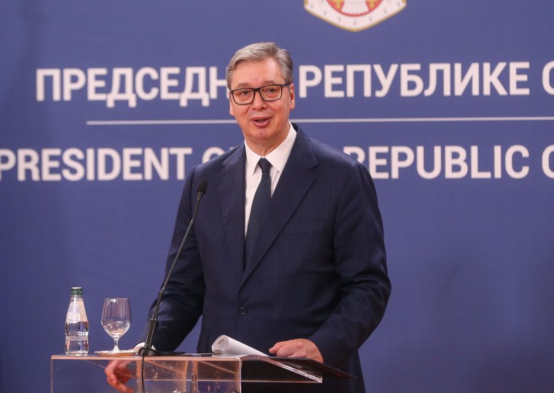 Nova neizvjesnost oko NIS-a: Vučić najavio moguće produženje licence