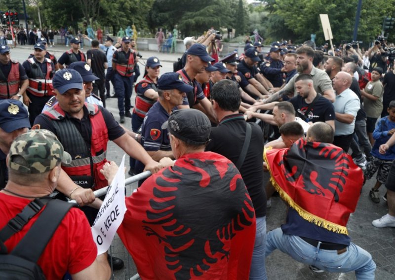 Uhićenja u Albaniji: Skupina moguće uključena u projekt povezan s obitelji Trump