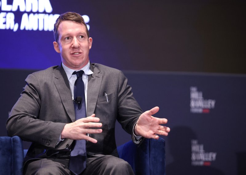 Suosnivač Antrhopica: 'Zabrinut sam. Treba nam kočnica za AI'