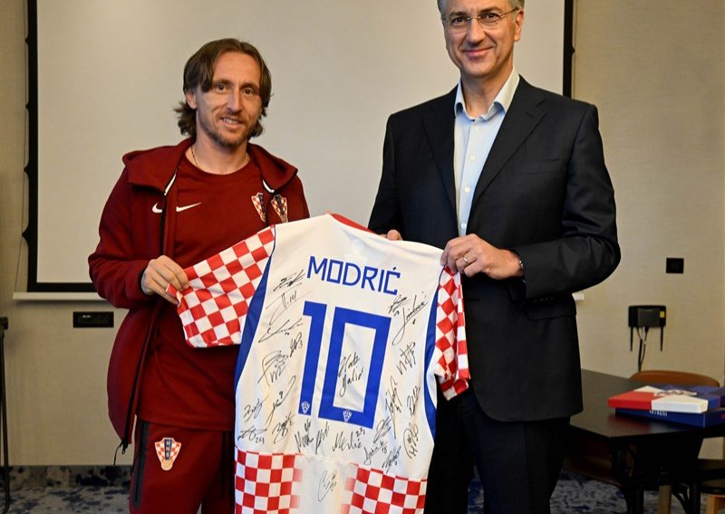 Otkriveno koju će utakmicu Hrvatske Plenković gledati uživo na SP-u