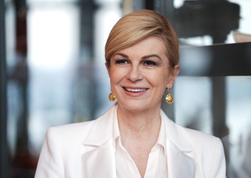 Papreno skupe i jako chic: Kolinda u tenisicama čija puna cijena iznosi preko 1000 eura