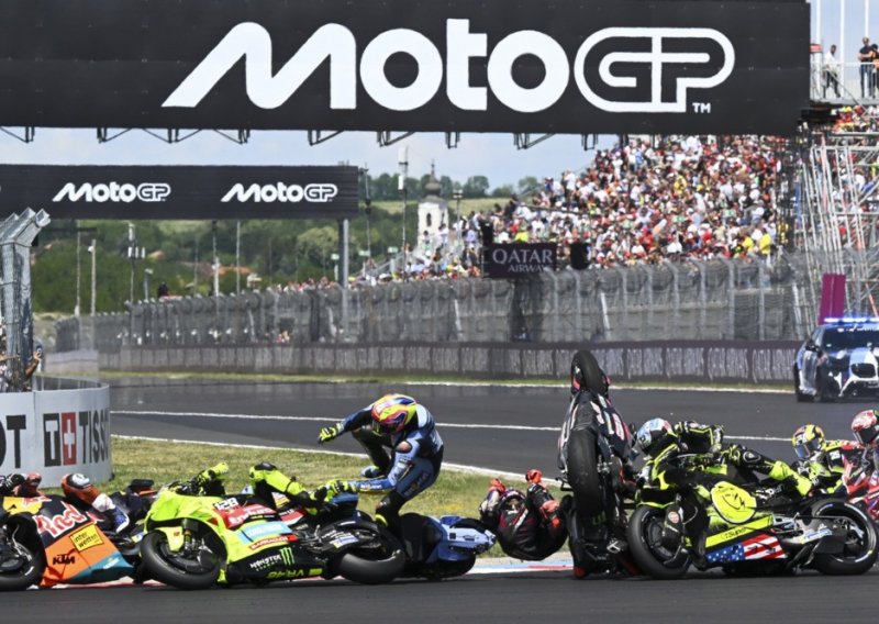 Pogledajte tešku nesreću na startu MotoGP utrke: Martin u prvom zavoju srušio četvoricu vozača
