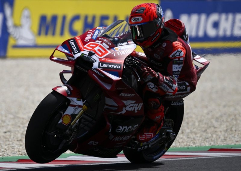 Marc Marquez dojurio do povijesne 100. pobjede, ali utrku je zasjenila teška nesreća na startu