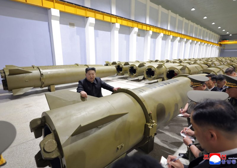 Kim Jong Un zaprijetio: 'Koristit ćemo poziciju nuklearne sile'