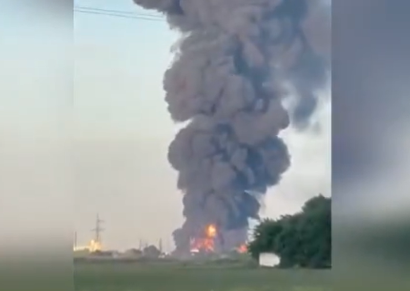 VIDEO Ukrajinci pogodili veliki arsenal ruske mornarice: Uništeno čak 5000 tona streljiva