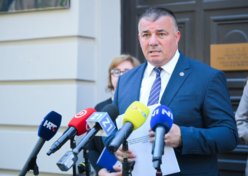 HOK se sastao sa Ćorićem: Tražimo da se ne diraju davanja za obrte do 40.000 eura