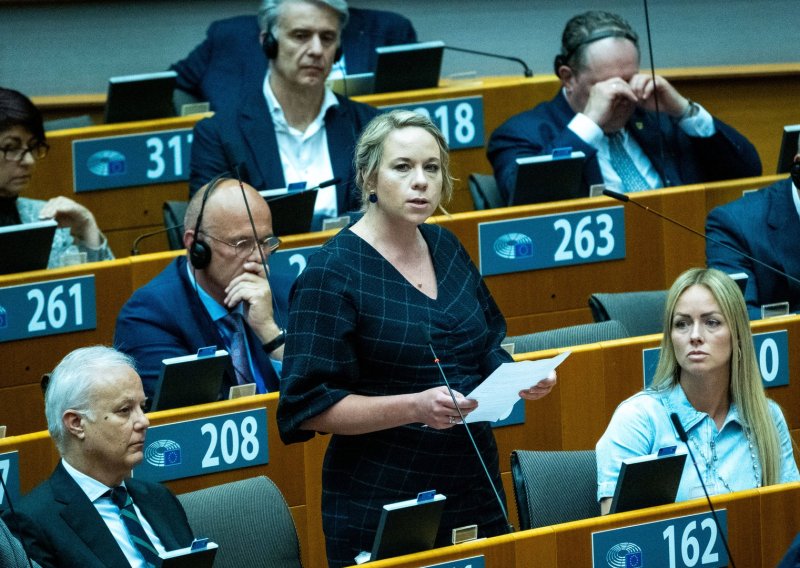 Ova žena ruši 'sanitarni kordon': Kako krajnja desnica polako osvaja Bruxelles