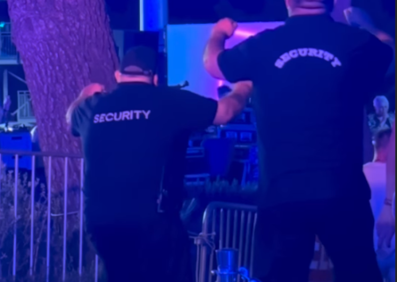 VIDEO Nesvakidašnji prizor iz Makarske: Rasplesani zaštitari postali pravi hit