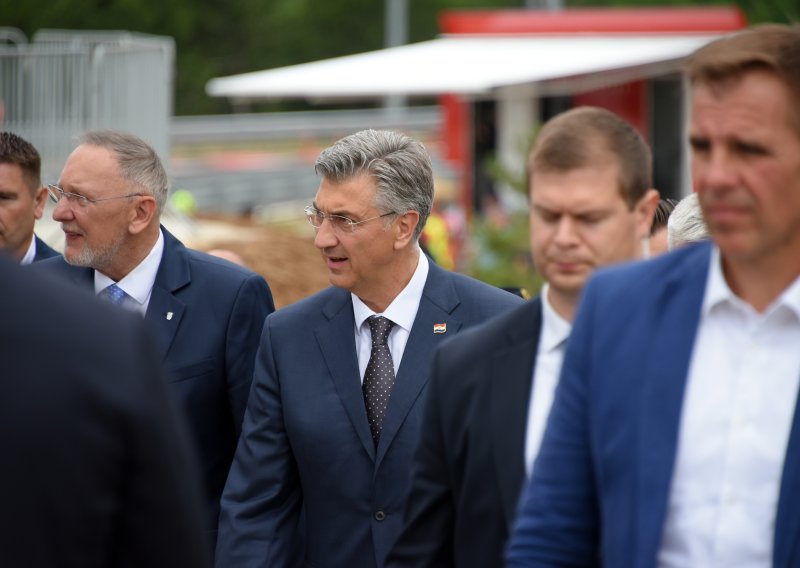 Plenković poslao poruku svima 'koji ne znaju gdje su otišli novci iz NPOO-a'