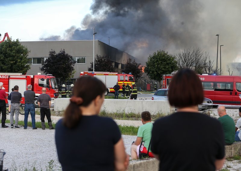 Požar u Prostoriji: 'U jednom trenutku došlo je do eksplozije'