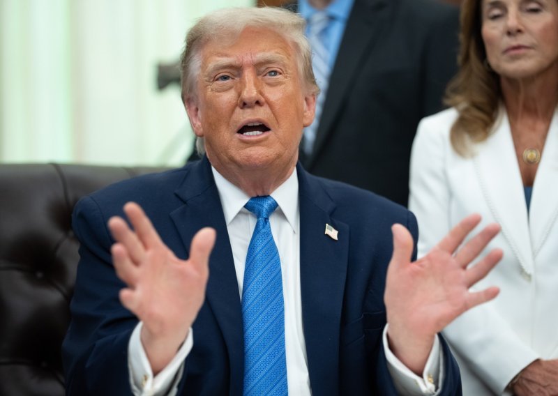 SAD ostaje bez ključnog naoružanja? Trump hitno sazvao vodeće obrambene tvrtke u Bijelu kuću
