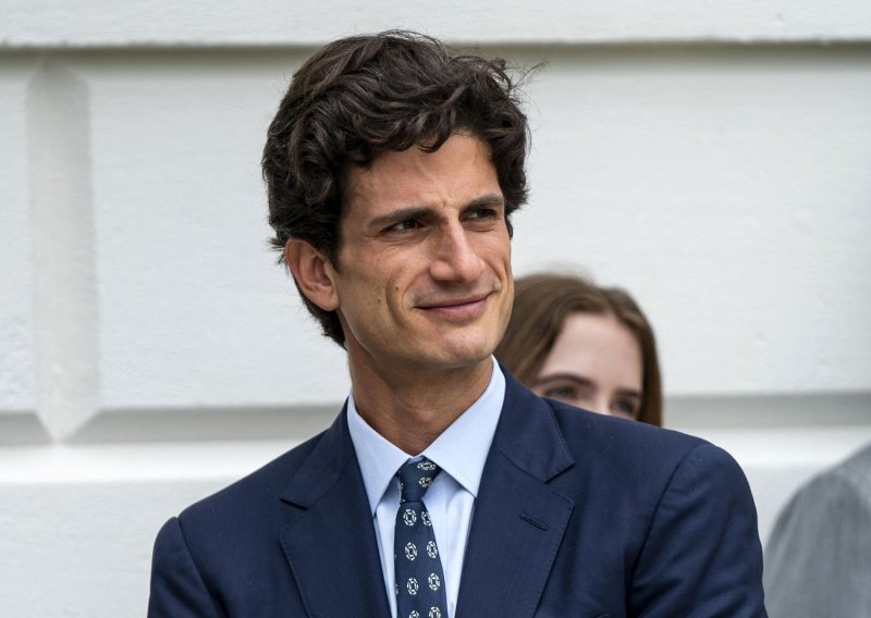 Kennedyjev unuk godinama nosi isti modni detalj i ima poseban razlog