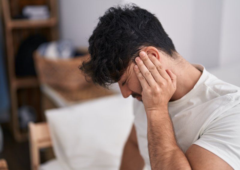 Zuji vam u ušima? Ne ignorirajte to - moglo bi biti prvi znak gubitka sluha