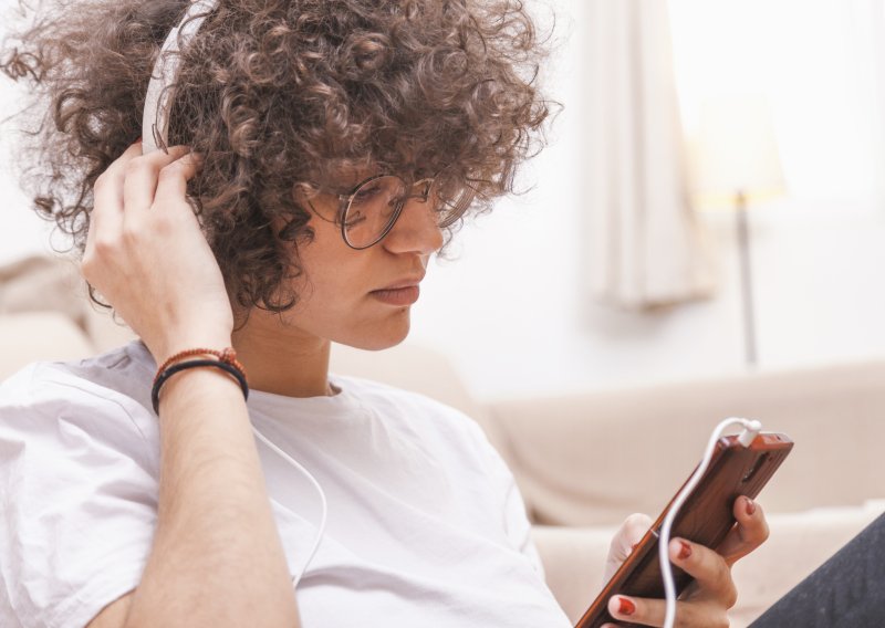 Želite znati imate li na playlisti AI glazbu? Deezer lansirao besplatni detektor koji radi na svim platformama