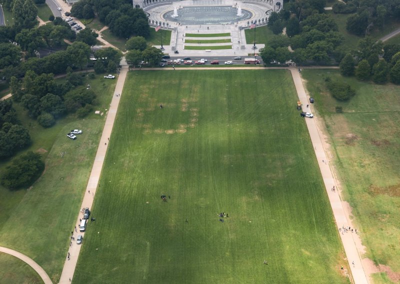 Misteriozna poruka protiv Trumpa osvanula u srcu Washingtona: 'To je poremećeno!'