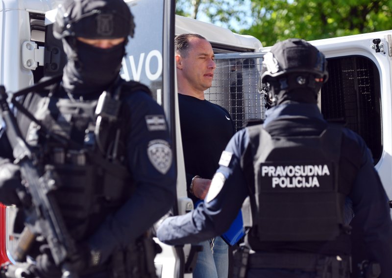 Srđan Mlađan uz duge cijevi stigao na sud: Današnje se ročište razlikuje od svih dosadašnjih